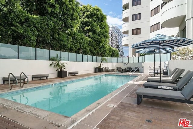 10560 Wilshire Boulevard 404, Los Angeles, CA 90024 — photo 40 of 45