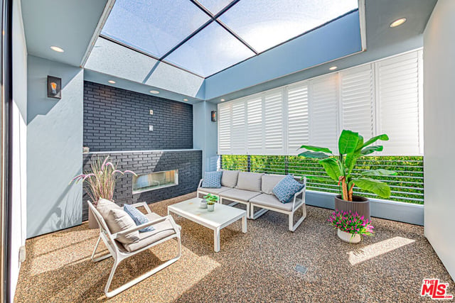 622 S Sycamore Avenue, Los Angeles, CA 90036 — photo 40 of 56