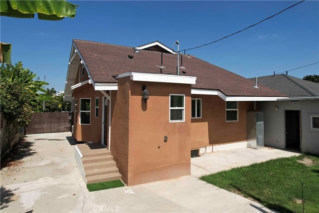 1330 W 48th, Los Angeles, CA 90037 — photo 36 of 41