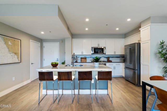 111 S De Lacey Avenue 304, Pasadena, CA 91105 — photo 14 of 59