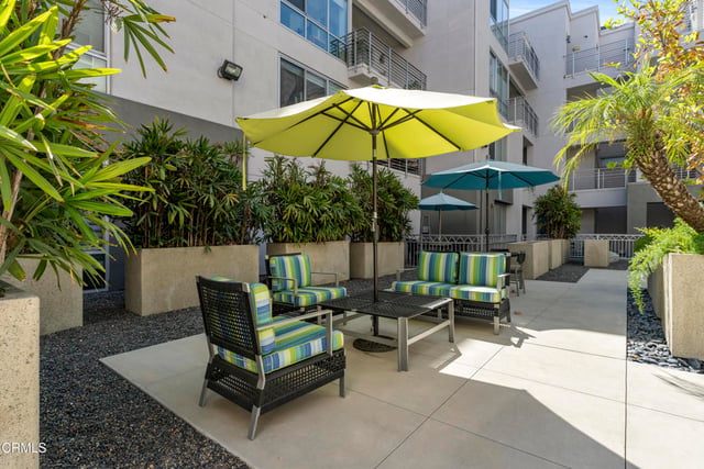 111 S De Lacey Avenue 304, Pasadena, CA 91105 — photo 49 of 59