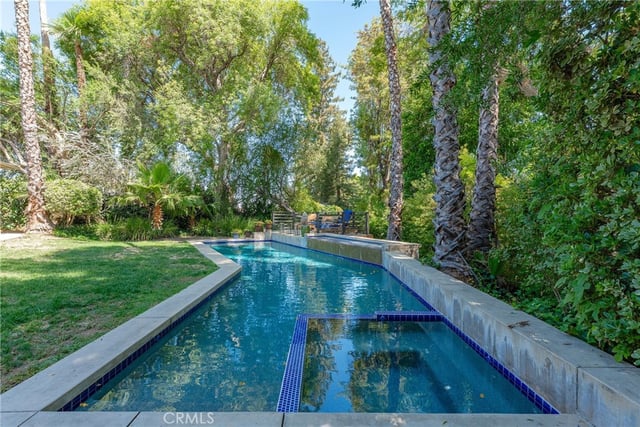 4956 Hood Drive, Woodland Hills, CA 91364 — photo 28 of 41