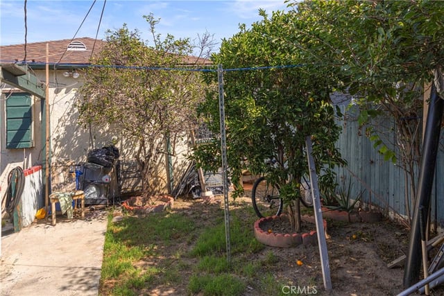 650 W 107th Street, Los Angeles, CA 90044 — photo 12 of 12
