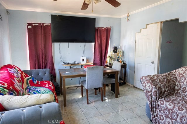 650 W 107th Street, Los Angeles, CA 90044 — photo 4 of 12