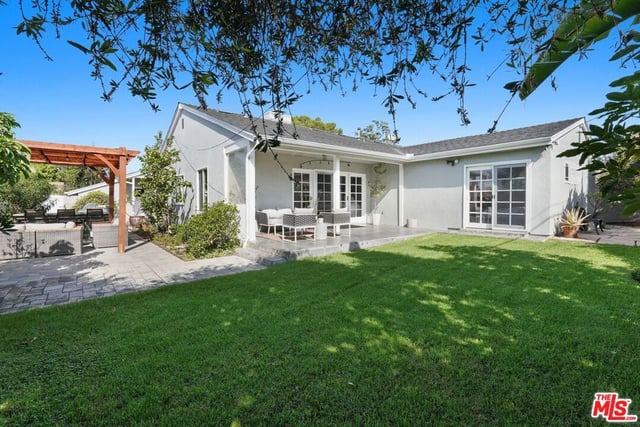 5812 S Garth Avenue, Los Angeles, CA 90056 — photo 34 of 56