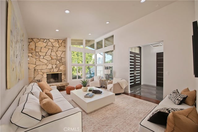 4347 Coronet, Encino, CA 91316 — photo 11 of 31