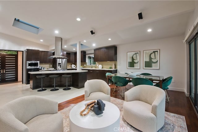 4347 Coronet, Encino, CA 91316 — photo 8 of 31