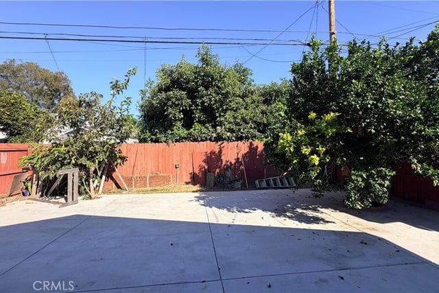 5242 Linden Avenue, Long Beach, CA 90805 — photo 32 of 38