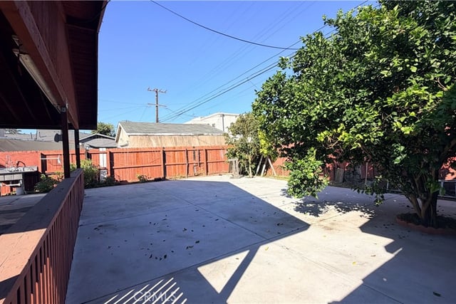 5242 Linden Avenue, Long Beach, CA 90805 — photo 37 of 38