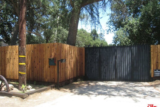 9814 Baden Avenue, Chatsworth, CA 91311 — photo 10 of 50