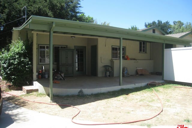 9814 Baden Avenue, Chatsworth, CA 91311 — photo 11 of 50