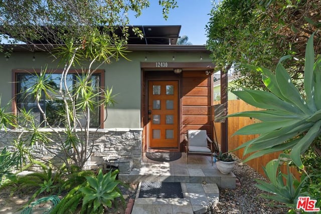 12430 Mitchell Avenue, Los Angeles, CA 90066 — photo 21 of 32
