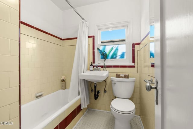 199 S Catalina Street, Ventura, CA 93001 — photo 17 of 30