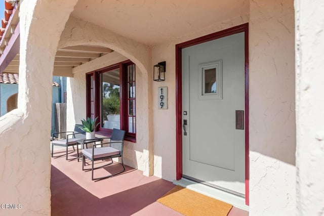 199 S Catalina Street, Ventura, CA 93001 — photo 5 of 30