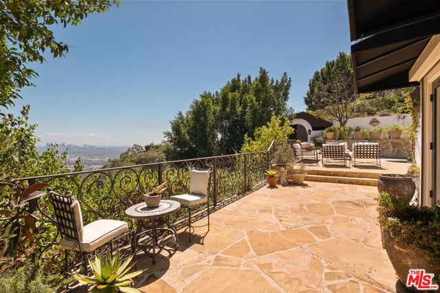 8148 Mannix Drive, Los Angeles, CA 90046 — photo 35 of 42