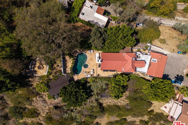 8148 Mannix Drive, Los Angeles, CA 90046 — photo 41 of 42