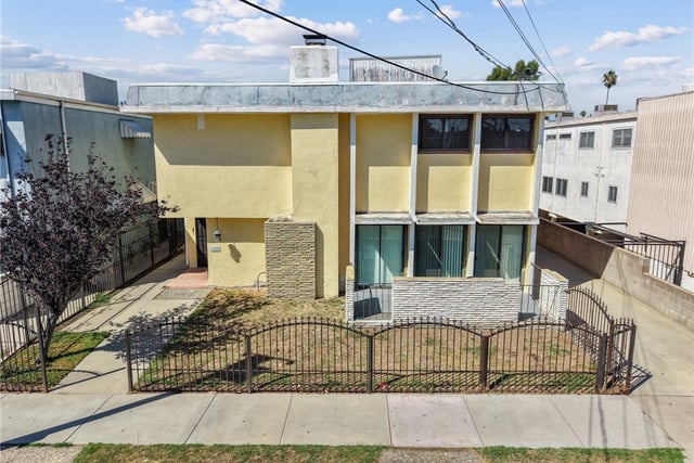 145 W Hillcrest, Inglewood, CA 90301 — photo 2 of 34