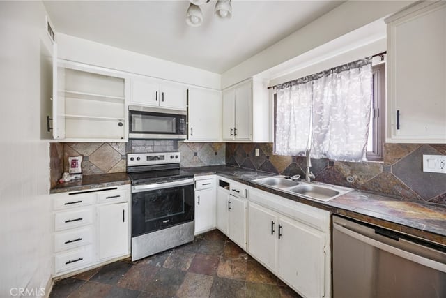 145 W Hillcrest, Inglewood, CA 90301 — photo 7 of 34