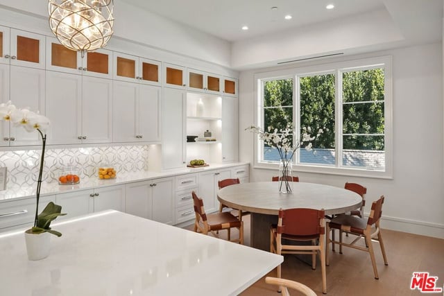 1675 San Remo Drive, Pacific Palisades, CA 90272 — photo 11 of 41