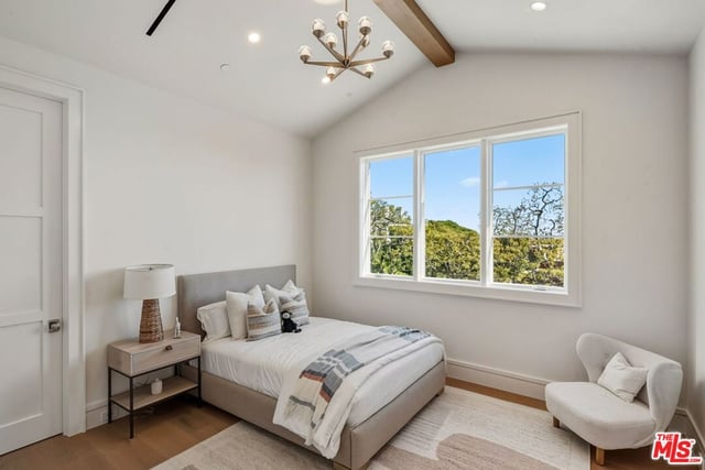 1675 San Remo Drive, Pacific Palisades, CA 90272 — photo 26 of 41