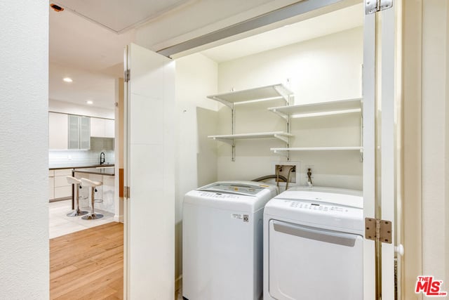 4813 Oakwood Avenue 103, Los Angeles, CA 90004 — photo 17 of 20
