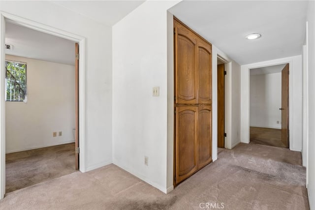 2431 Claremont, Los Angeles, CA 90027 — photo 32 of 72