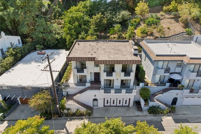 2431 Claremont, Los Angeles, CA 90027 — photo 70 of 72