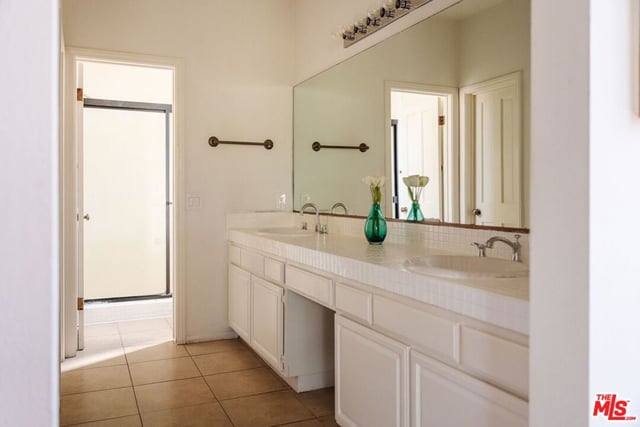 10336 Almayo Avenue 302, Los Angeles, CA 90064 — photo 20 of 29