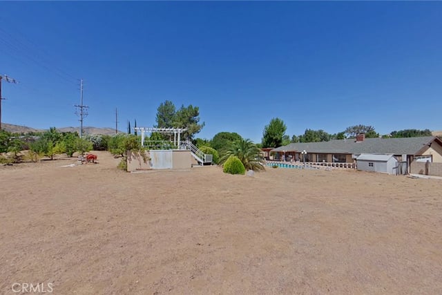 814 Lisa Street, Palmdale, CA 93551 — photo 4 of 65