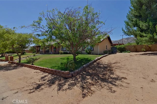 814 Lisa Street, Palmdale, CA 93551 — photo 8 of 65