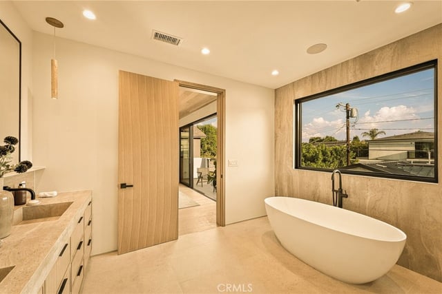 16658 Addison, Encino, CA 91436 — photo 42 of 46