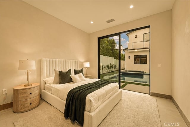 16658 Addison, Encino, CA 91436 — photo 45 of 46