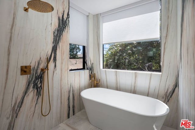 738 Palms Boulevard, Venice, CA 90291 — photo 12 of 34