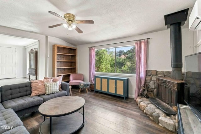 12211 Forest Trail, Sylmar, CA 91342 — photo 10 of 31