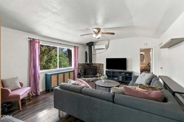 12211 Forest Trail, Sylmar, CA 91342 — photo 9 of 31