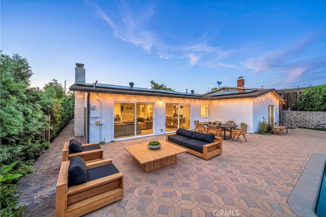 5420 Parkmor, Calabasas, CA 91302 — photo 12 of 42