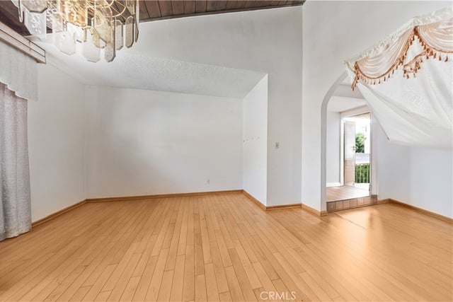 915 E 41st, Los Angeles, CA 90011 — photo 35 of 49