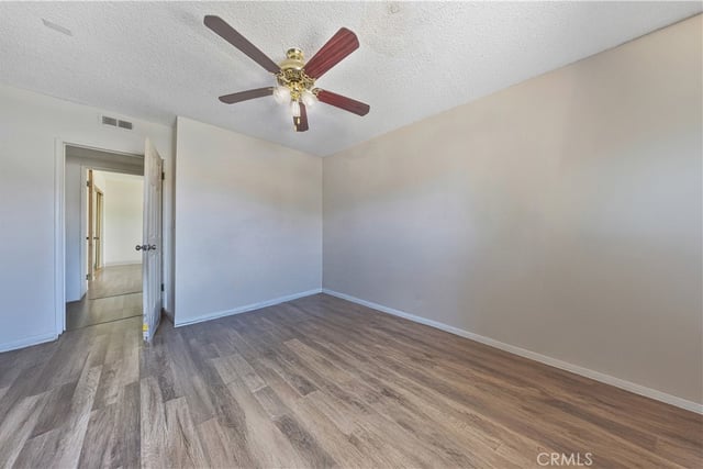915 E 41st, Los Angeles, CA 90011 — photo 8 of 49