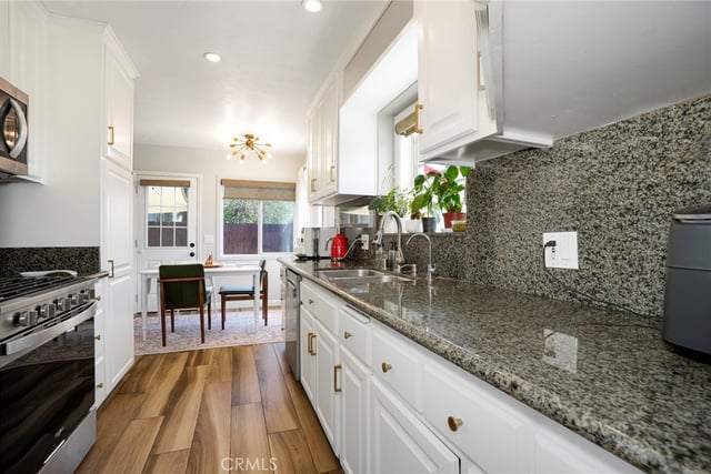 431 E Dexter Street, Covina, CA 91723 — photo 11 of 35