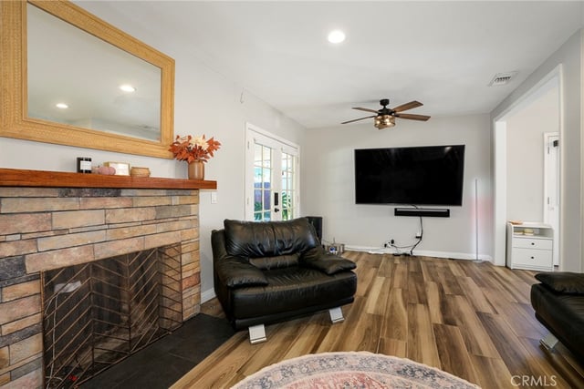 431 E Dexter Street, Covina, CA 91723 — photo 4 of 35
