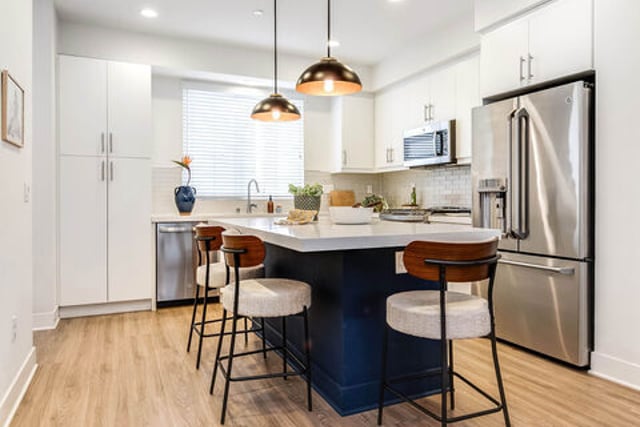 10716 Toluca Court, Toluca Lake, CA 91602 — photo 18 of 38