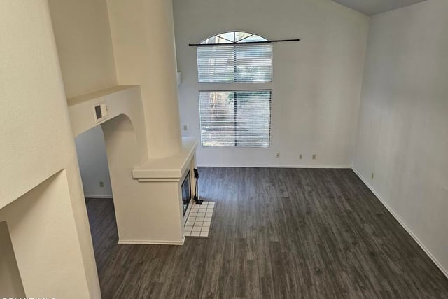 2752 Annandale Lane, Simi Valley, CA 93063 — photo 4 of 34