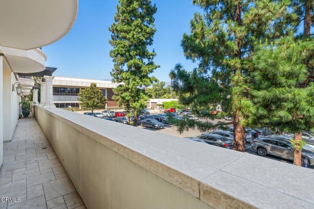 250 S De Lacey Avenue 205, Pasadena, CA 91105 — photo 28 of 34