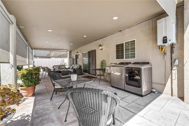 8535 Norris, Sun Valley, CA 91352 — photo 36 of 43