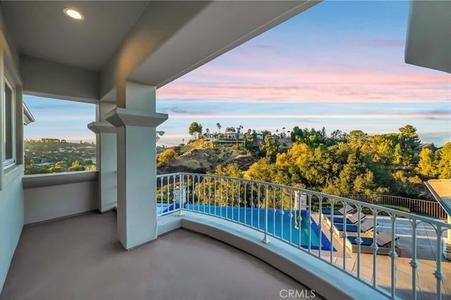 19225 Briarfield Way, Tarzana, CA 91356 — photo 21 of 51