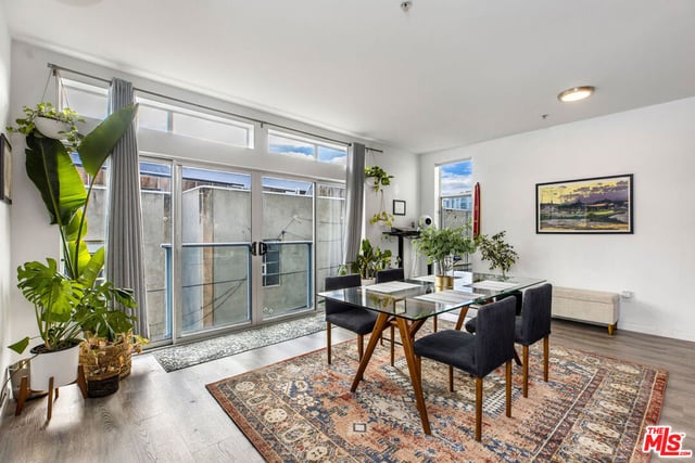 4215 Glencoe Avenue 206, Los Angeles, CA 90292 — photo 4 of 25