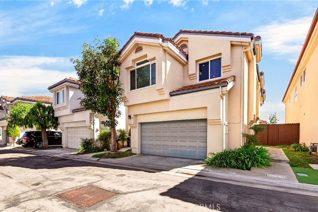 22330 Meyler Street 36, Torrance, CA 90502 — photo 2 of 52