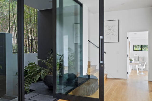 1517 Oriole Lane, Los Angeles, CA 90069 — photo 16 of 37
