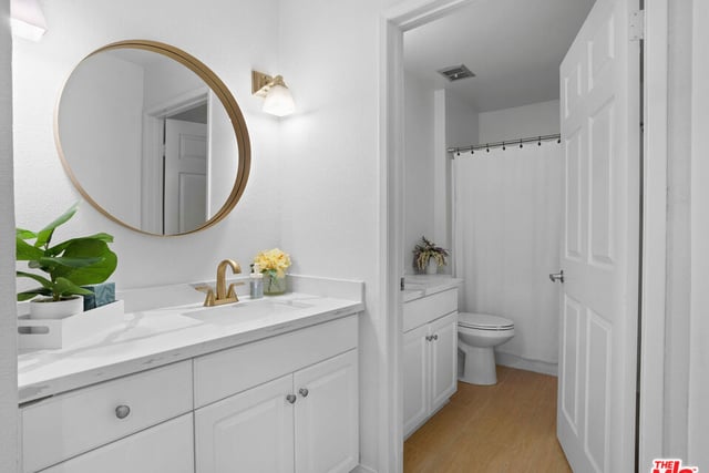 21520 Burbank Boulevard 112, Woodland Hills, CA 91367 — photo 5 of 17