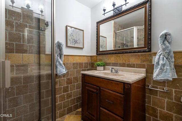 12550 Cantara Street, Los Angeles, CA 91605 — photo 19 of 36